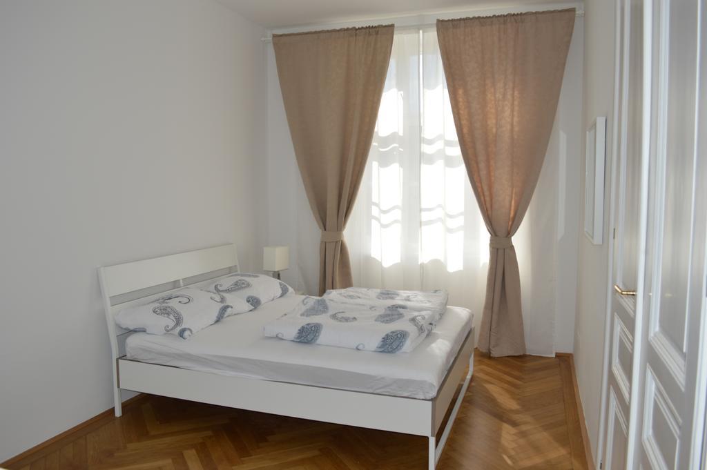 Sweet Living Naschmarkt Виена Екстериор снимка