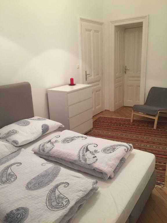 Sweet Living Naschmarkt Виена Екстериор снимка